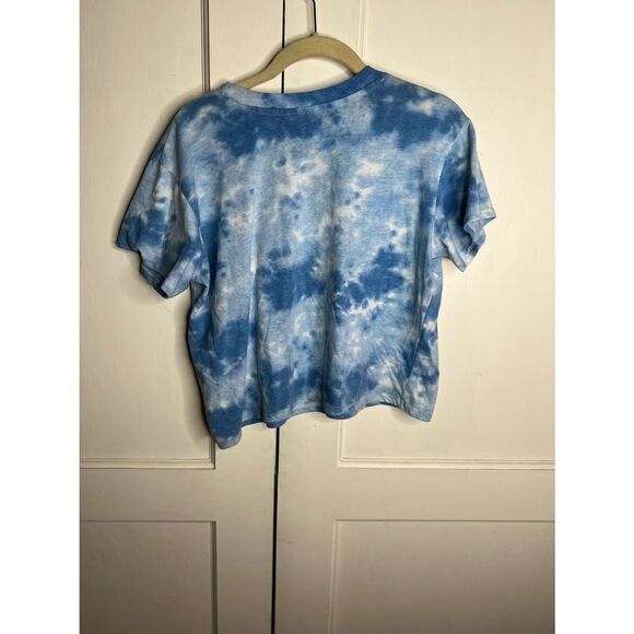 ❤️Disney Blue Tie Dye Aloha Stitch Crop T-Shirt - Picture 2 of 6